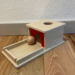 Wooden box & wooden ball